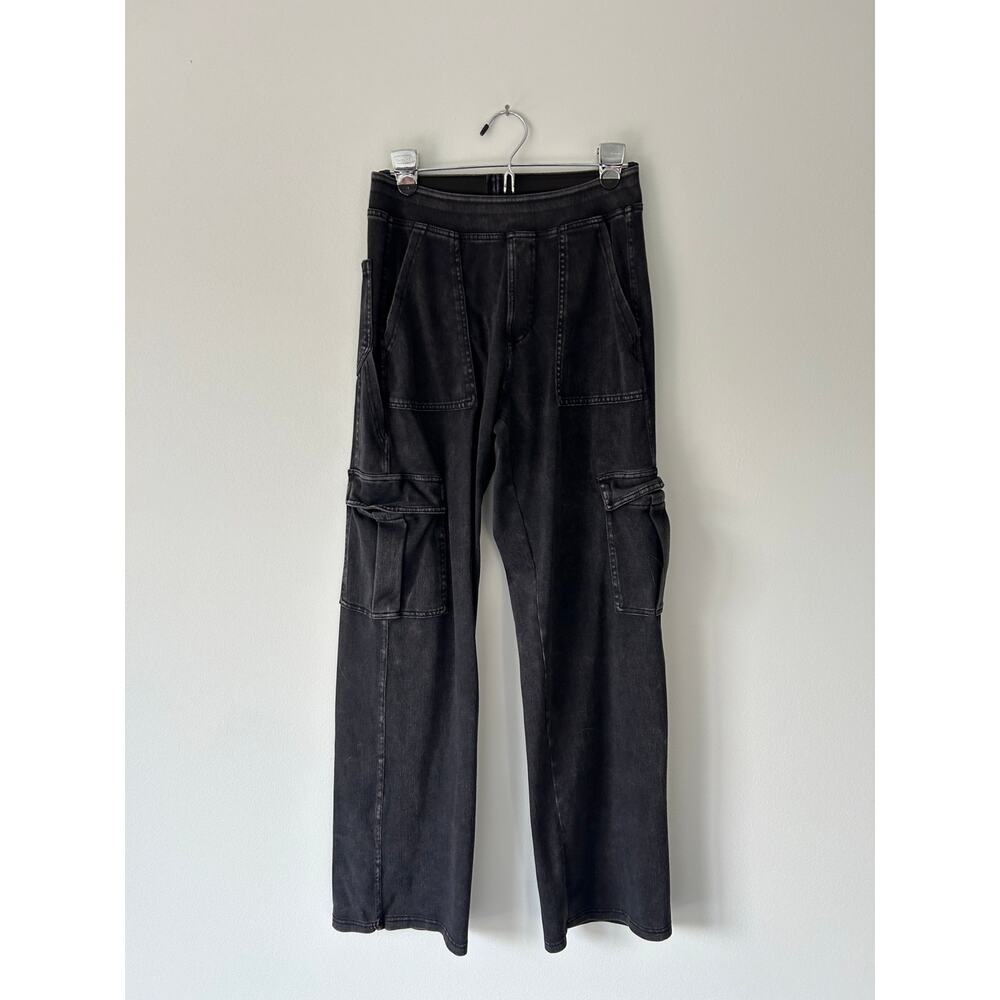 Halara Black Cargo Jeans Small